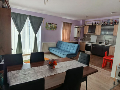 Apartament 2 camere de 52mp plus 3,5 balcon zona : Eroilor 