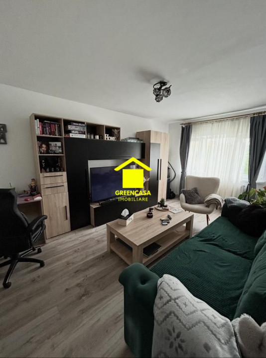 Apartament 2 camere decomandate, 54mp + balcon, zona Tasnad, Manastur