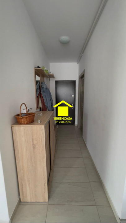 Apartament 3 camere, terasa, balcon, parcare, zona Subcetate
