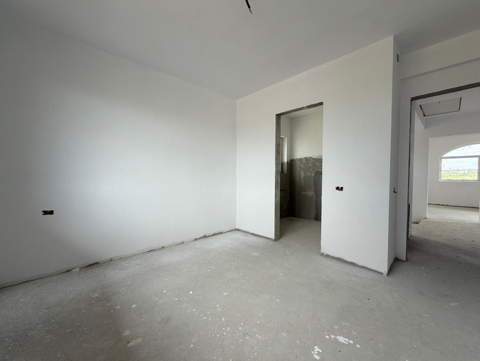 Casă Individuală, 142 mp utili, teren 500 mp Dezmir 