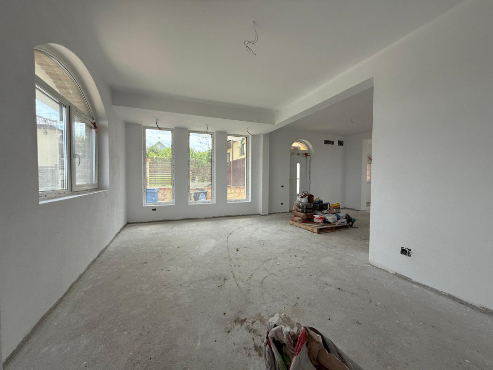 Casă Individuală, 142 mp utili, teren 500 mp Dezmir 