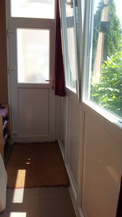 Apartament 1 camera, 33mp, balcon, parcare, zona Eroilor, Floresti