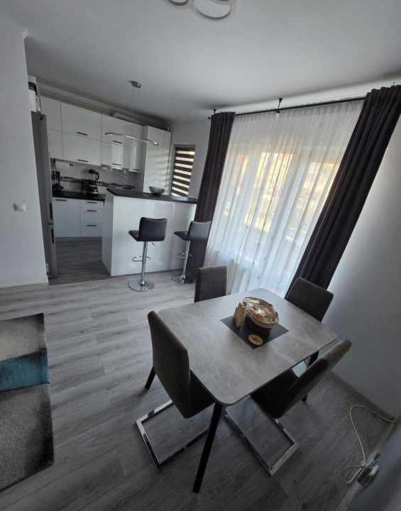 Apartament 3 camere, zona Stadionului,  78 mp utili, 2 parcari
