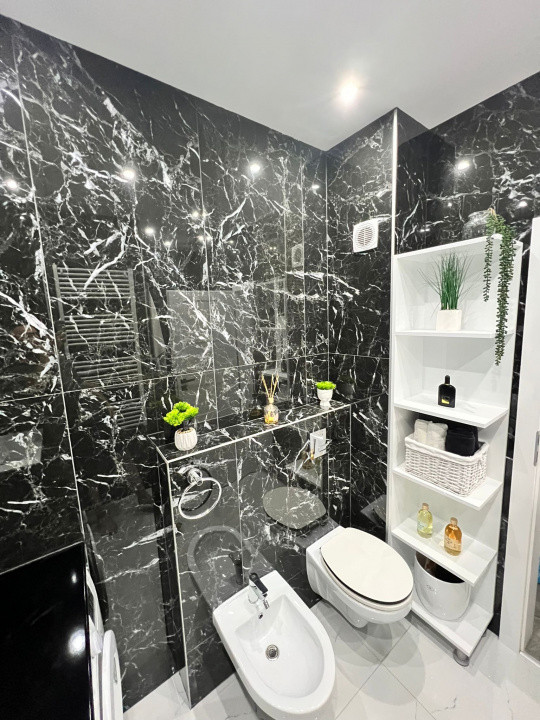 Apartament 3 camere cu suprafa de 76,2 , zona Vivo 