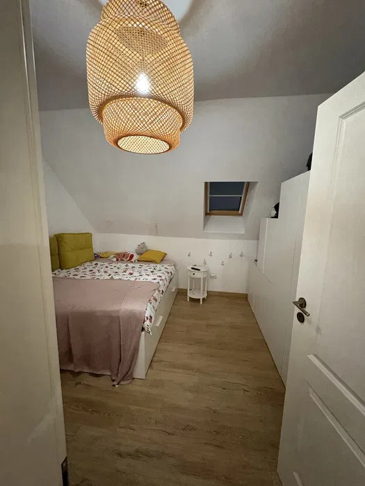 Apartament 2 camere de 58,5mp plus 40mp balcon , zona : Cetatii 