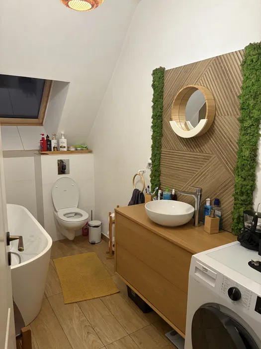 Apartament 2 camere de 58,5mp plus 40mp balcon , zona : Cetatii 