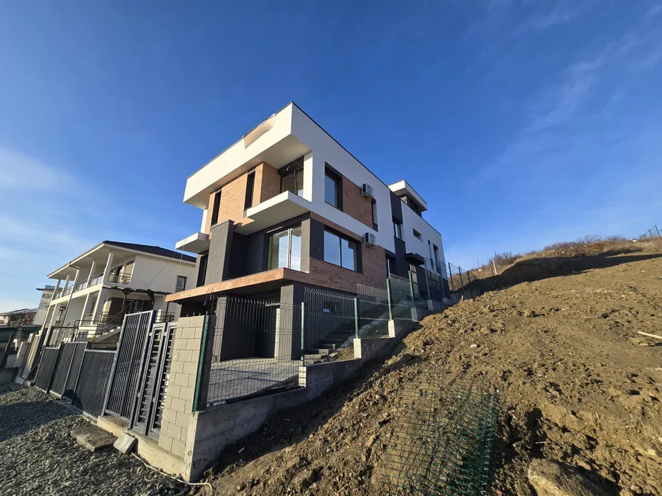 Duplex Voronet Nou Semifinisat 202 mp, Garaj, Terasa circulabila