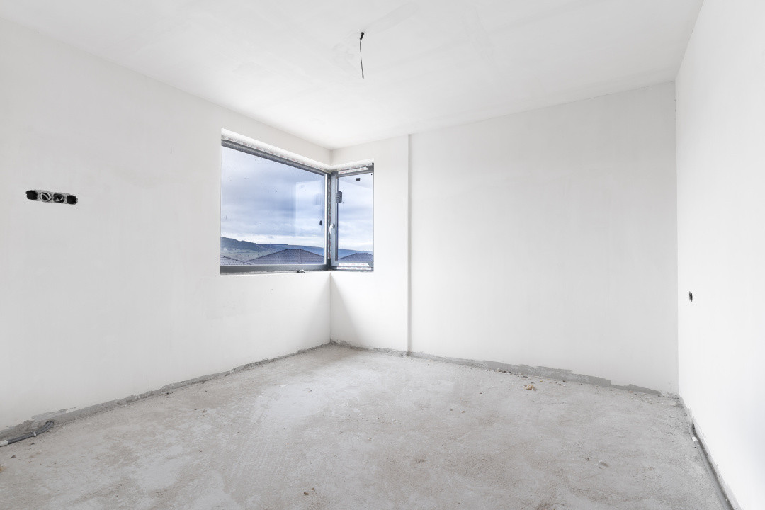 Casă individuală de vânzare în Corușu – finisată exterior, interior semifinisat