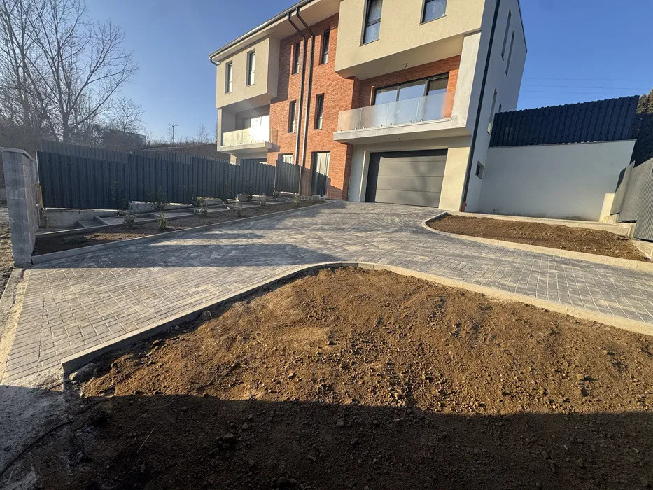 Unitate duplex de vanzare 190mp utili, Foresti, Tauti