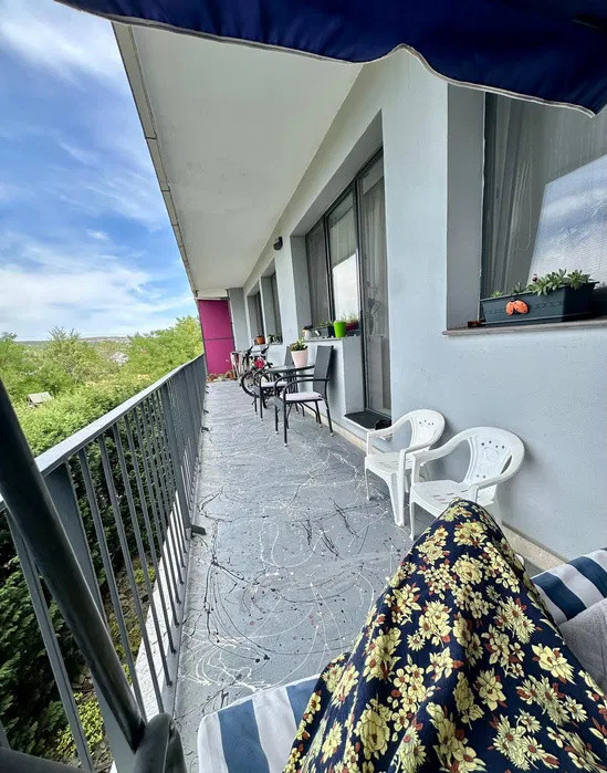 Apartament 3 camere, 56 mp + 18 mp balcon, Mărăști