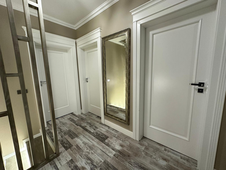 Casă de vanzare – finisată și mobilată integral, Dezmir