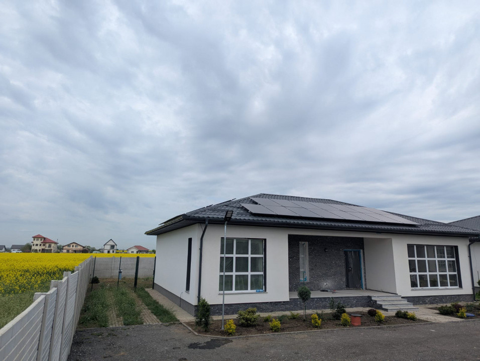 Casa individuala, 4 camere, 120mp utili, 300mp teren, ansamblu nou, Domnesti 