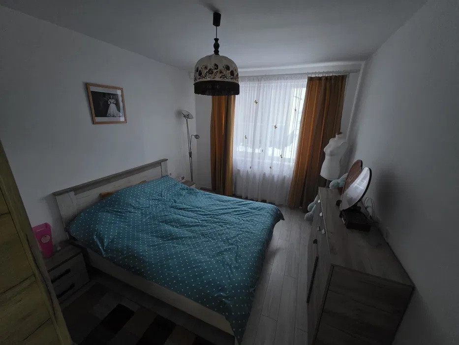 Apartament 3 camere de 50 mp plus 6 balcon zona :Sportului