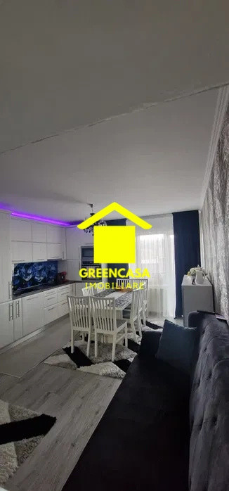 Apartament 2 camere, 50mp, balcon, parcare, zona Petrom, Baciu