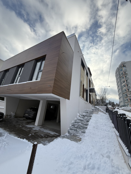 Duplex modern in Andrei Mureșanu/Gheorgheni, 246,5mp utili , Garaj generos  
