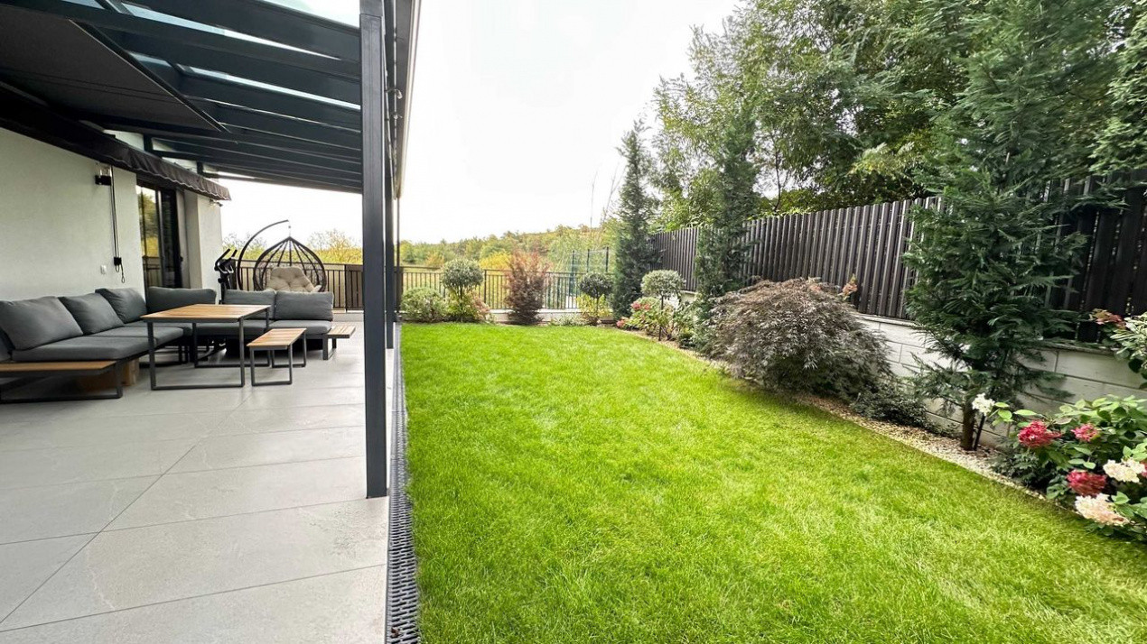 Apartament 3 camere cu grădină proprie – Bună Ziua