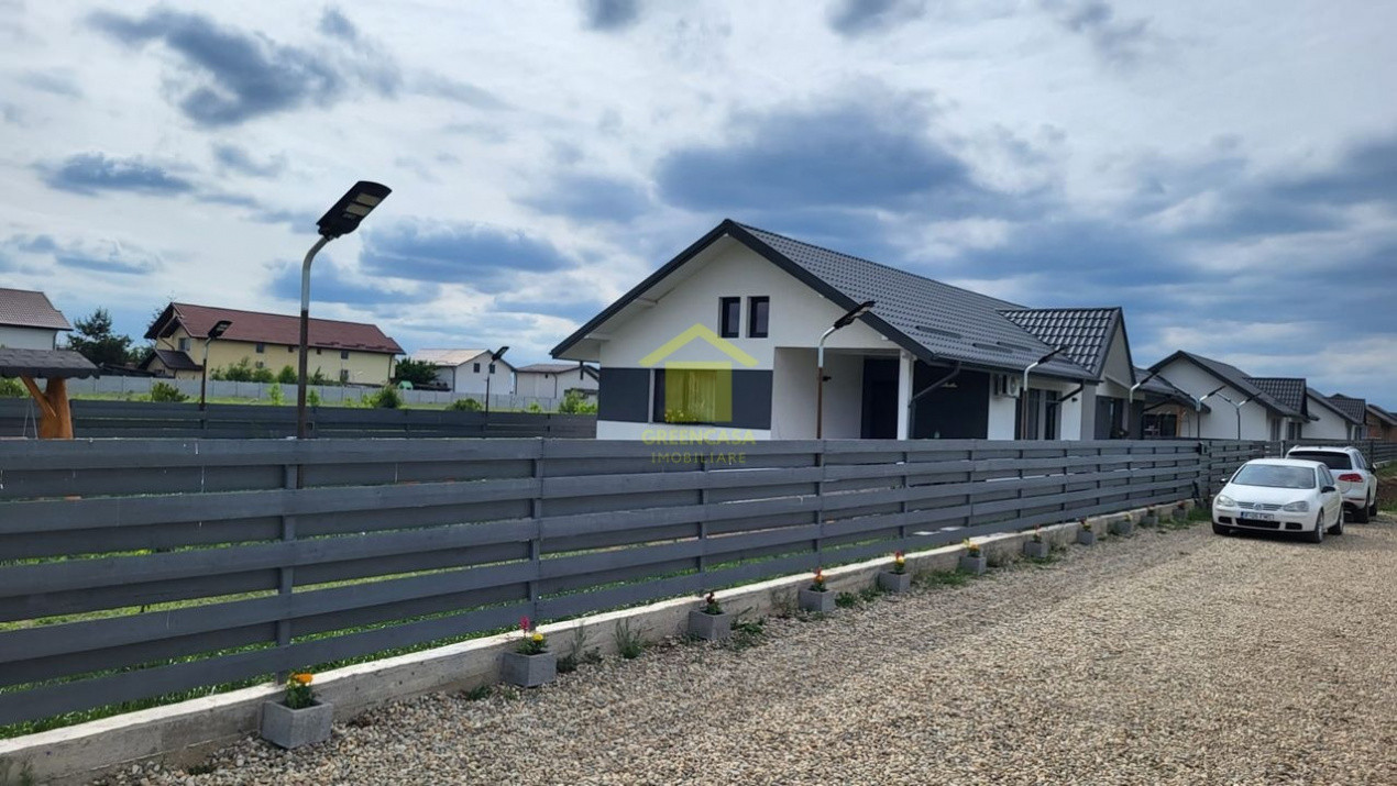 Casă parter, la cheie, 86 mp, teren 415 mp, Domnești