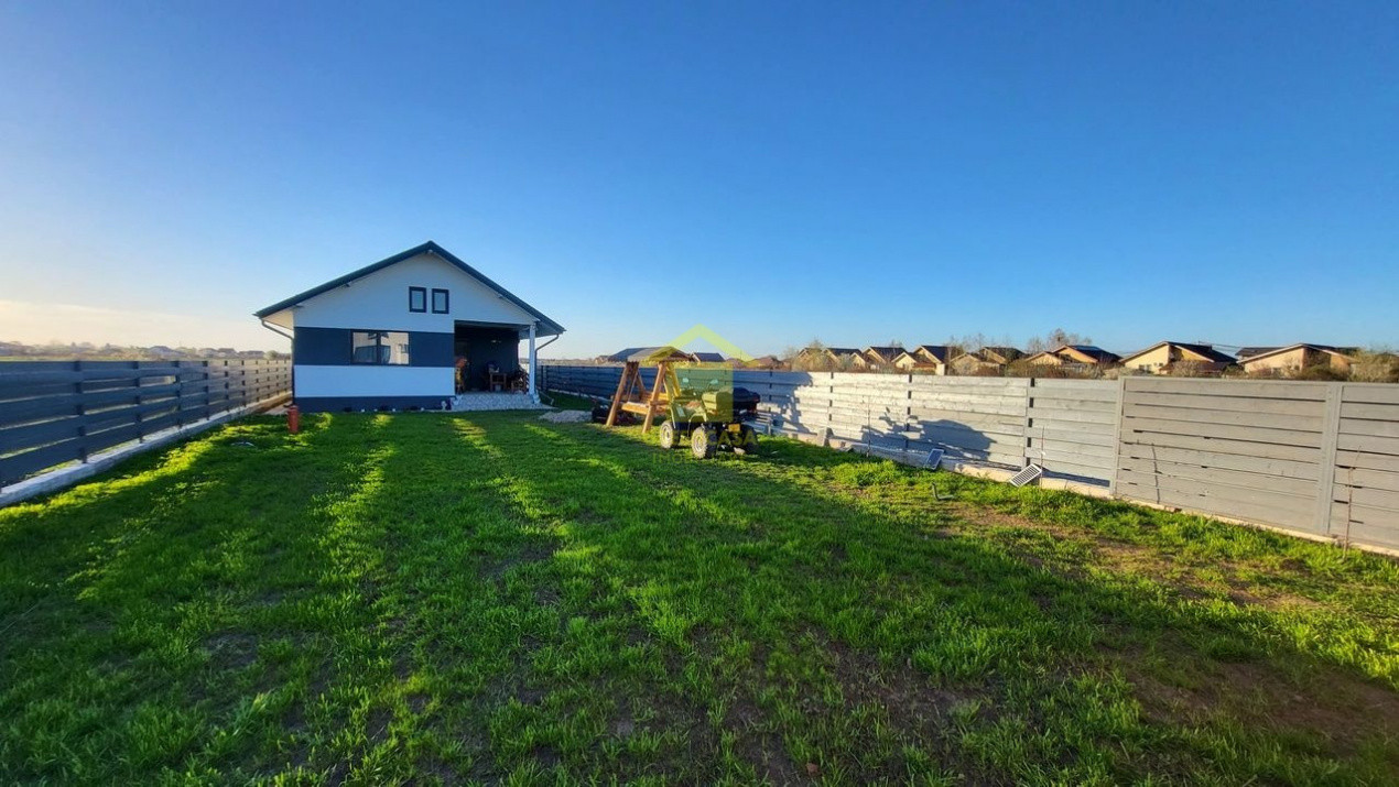 Casă parter, la cheie, 86 mp, teren 415 mp, Domnești