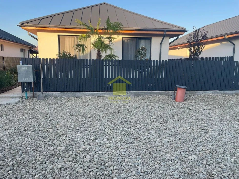 Casă parter 3 camere, 77 mp, teren 290 mp, Clinceni