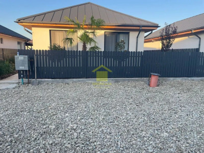 Casă parter 3 camere, 77 mp, teren 290 mp, Clinceni