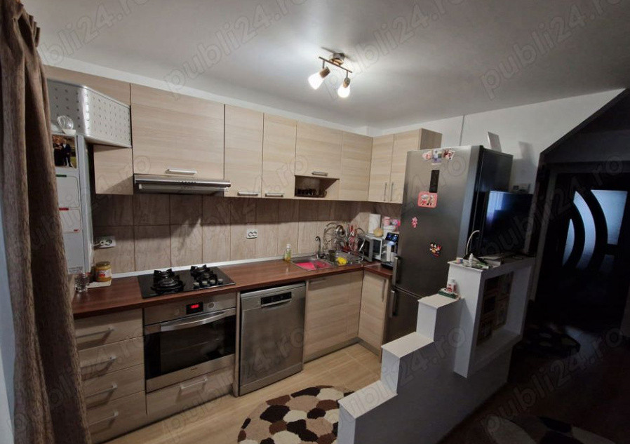 Apartament 3 camere 60mp Floresti zona Porii