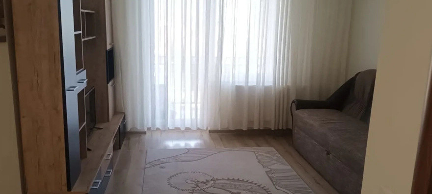 Apartament cu 2 camere 44mp Floresti zona Terra