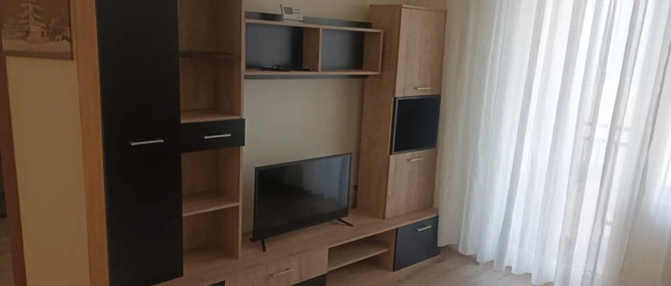 Apartament cu 2 camere 44mp Floresti zona Terra