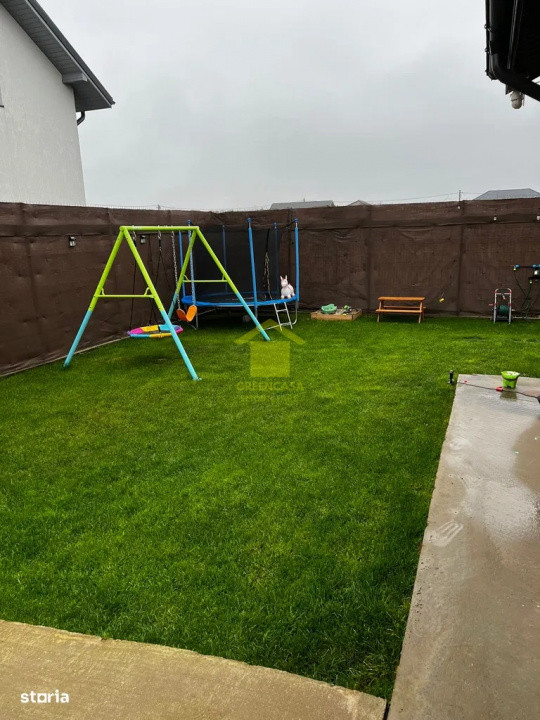 Casa tip duplex, P+M, garaj, 80mp, 250mp teren, Olteni 