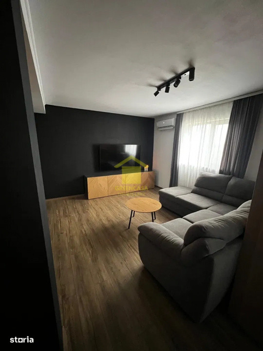 Casa tip duplex, P+M, garaj, 80mp, 250mp teren, Olteni 