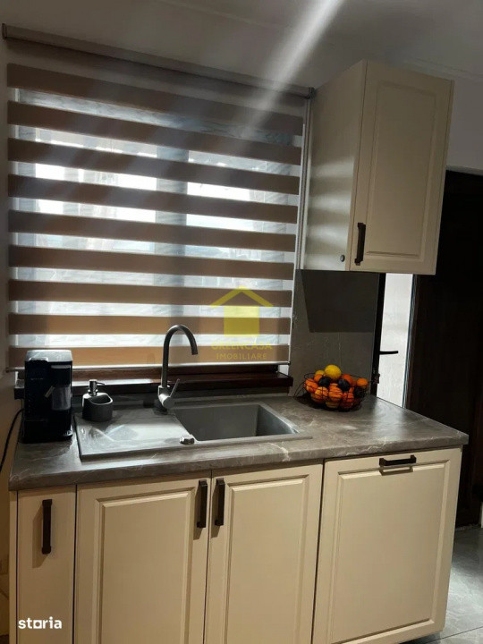 Casa tip duplex, P+M, garaj, 80mp, 250mp teren, Olteni 