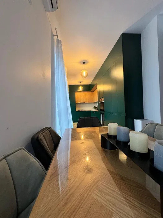 Apartament 4 camere, 105 mp + 50 mp terasa Floresti