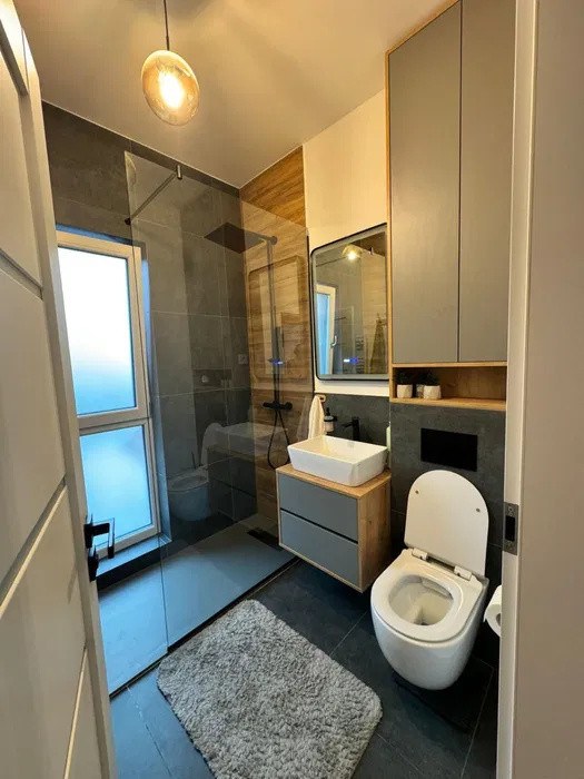 Apartament 4 camere, 105 mp + 50 mp terasa Floresti