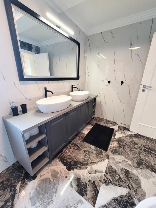 Casă cu jacuzzi, Voronet, LUX