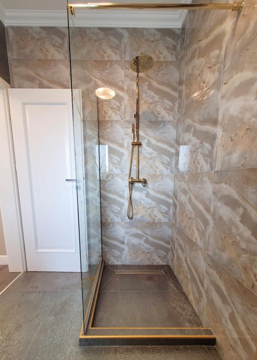 Casă cu jacuzzi, Voronet, LUX