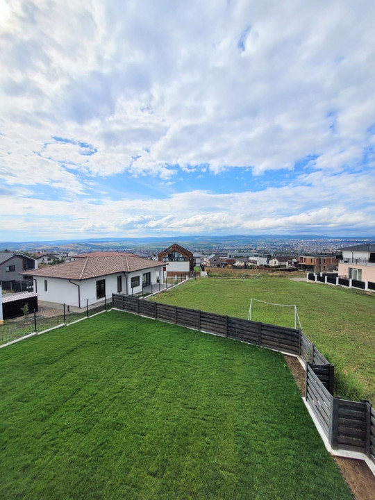 Casă cu jacuzzi, Voronet, LUX