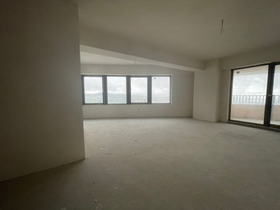 Penthouse, semifinisat, 5 camere, 210mp, 2 nivele, West City Tower