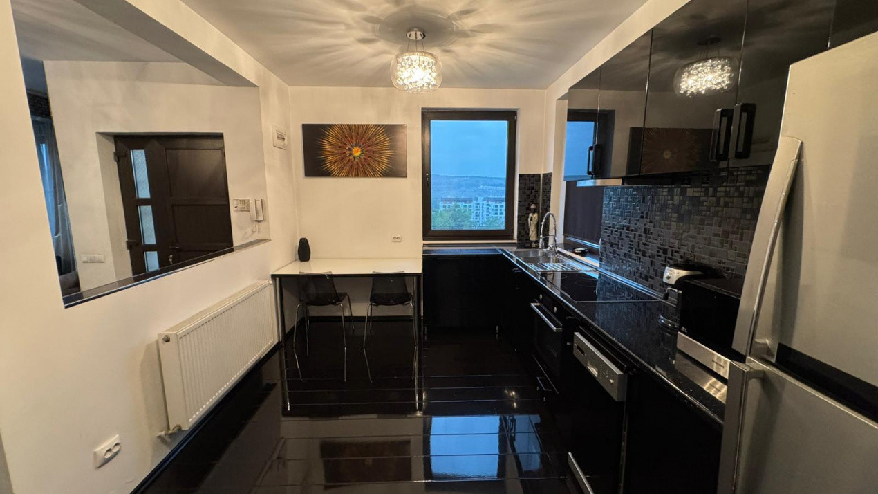 Casă individuală de vânzare | curte 500 mp | garaj 60 mp | lângă VIVO