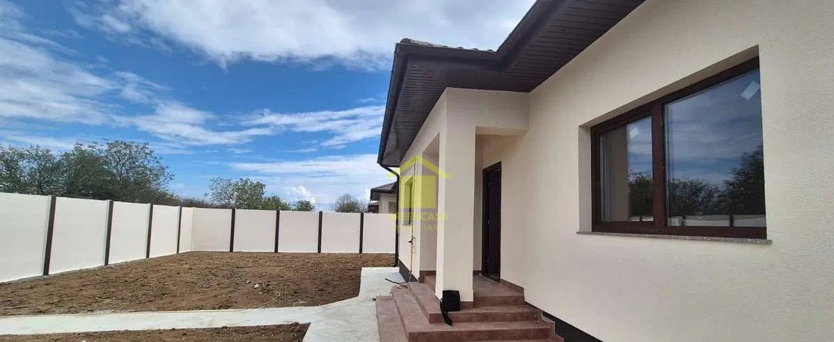 Casă parter | 95mp utili | 400mp teren | Clinceni