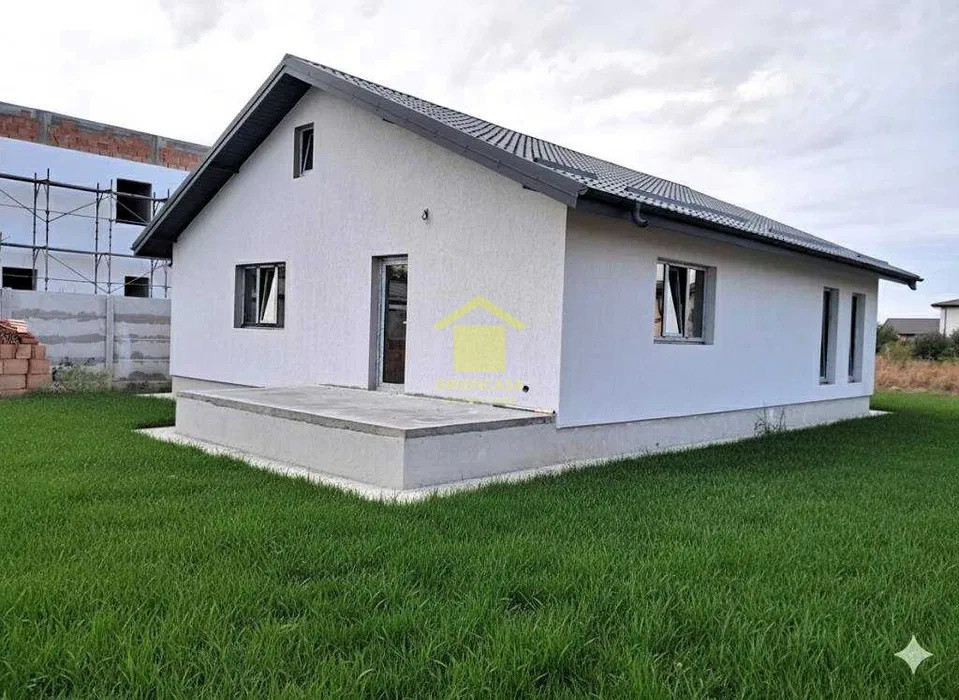 Casă nouă parter, 4 camere, teren 400 mp, Domnești