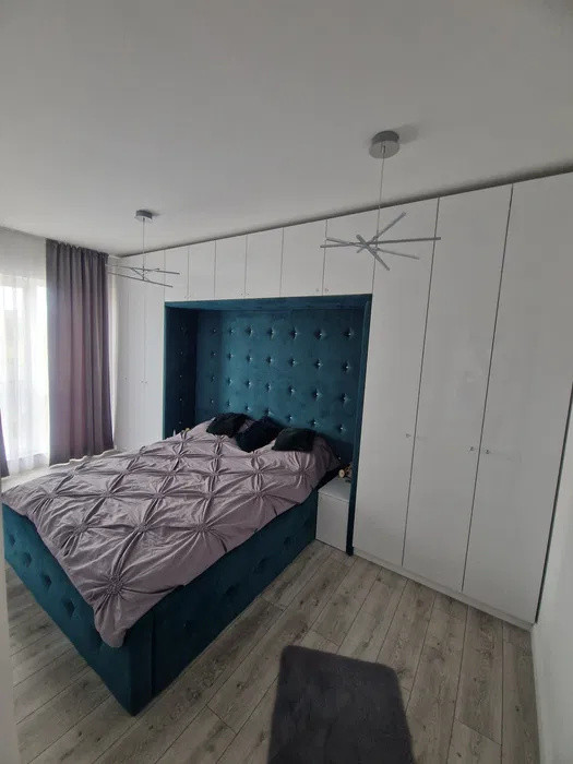Apartament cu 3 camere  de 55mp plus balcon 6mp , zona : Floresti Tineretului