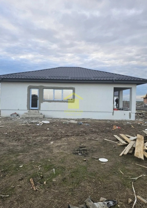 Casă pe parter, 5 camere, teren 500 mp, Ciorogârla