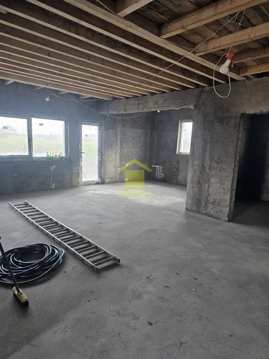 Casă pe parter, 5 camere, teren 500 mp, Ciorogârla