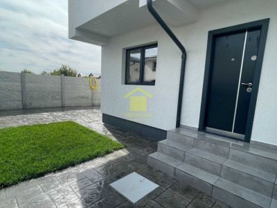 Casă tip duplex P+1+mansardă, teren 250 mp, Bragadiru