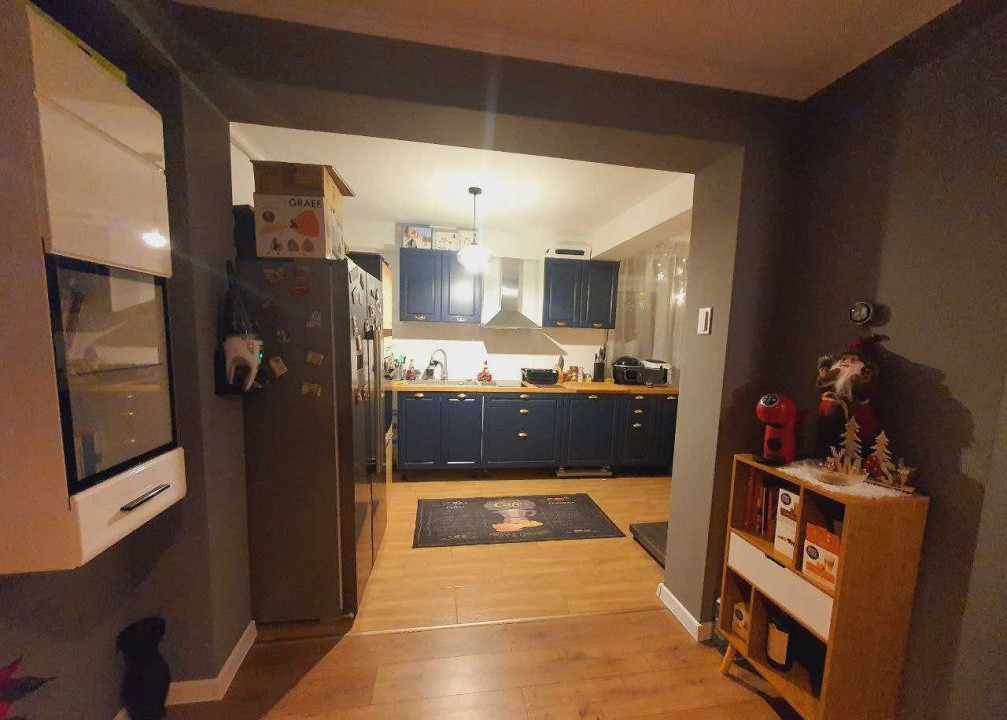 Apartament 3 camere, 100mp, etaj 1, parcare, Bragadiru