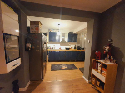 Apartament 3 camere, 100mp, etaj 1, parcare, Bragadiru