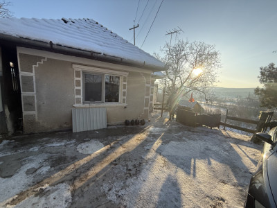 Casă individuală cu vedere panoramică spre Cluj, teren 1.650 mp, Grigorescu 