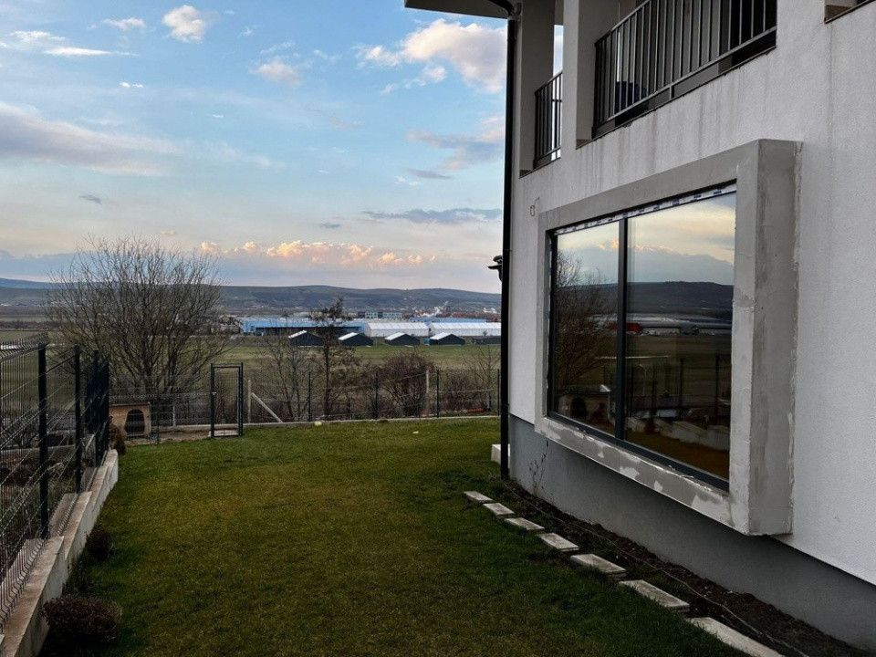 Vilă la cheie în Dezmir – zona Planoarelor, lângă Aeroportul Cluj-Napoca