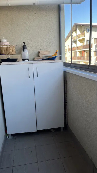 Apartament 2 camere de 45mp plus balcon , zona Floresti , Terra