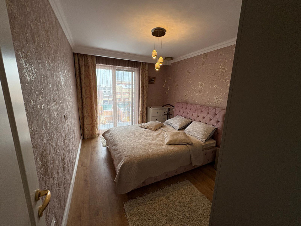 Apartament 3 camere de 84,3 mp plus balcon. zona Buna ziua , Augustin Buzura