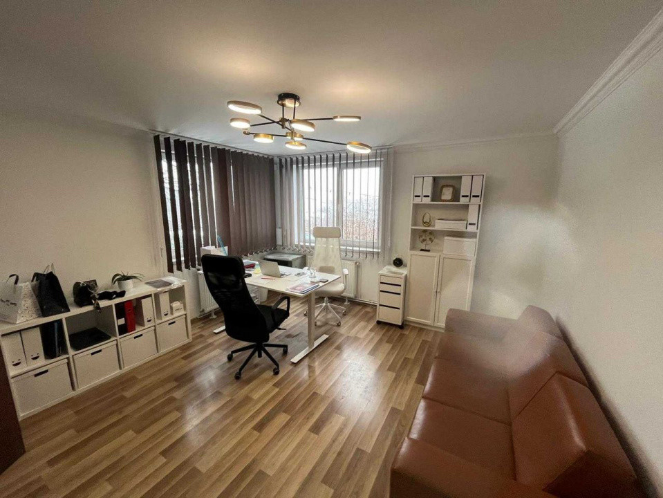 De inchiriat casa de locuit/sediu firma -4 Camere +Garaj cart A, Muresanu